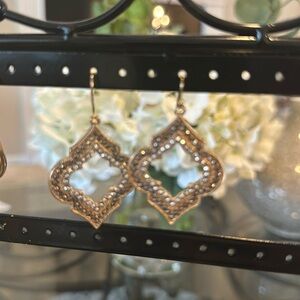 Women’s jewelry fashion costume Earrings Gold with Rhinestone’s